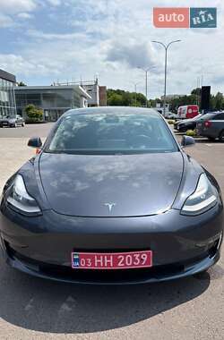 Седан Tesla Model 3 2019 в 