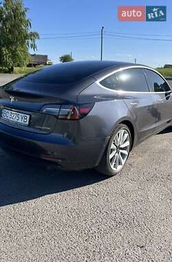 Седан Tesla Model 3 2019 в 