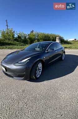 Седан Tesla Model 3 2019 в 