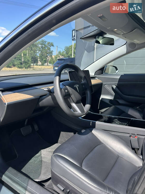 Седан Tesla Model 3 2020 в Кривом Роге фото 7 Седан Tesla Model 3 2020 в Кривом Роге