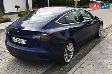 Седан Tesla Model 3 2018 в 
