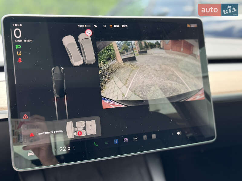 Седан Tesla Model 3 2021 в Луцке