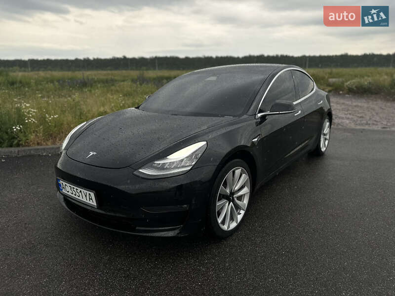 Седан Tesla Model 3 2019 в 