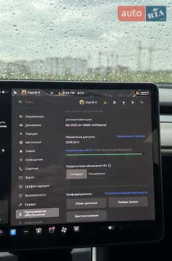 Седан Tesla Model 3 2019 в 