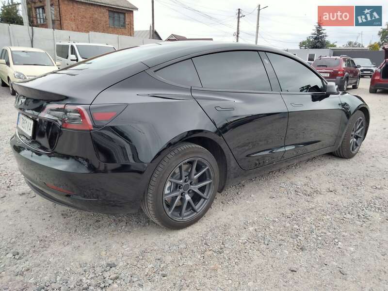 Седан Tesla Model 3 2023 в Белой Церкви