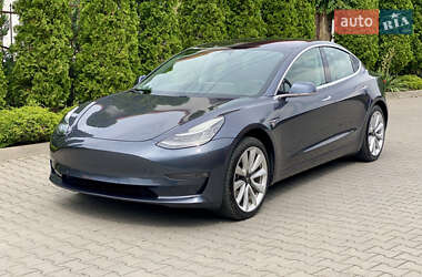 Седан Tesla Model 3 2018 в 
