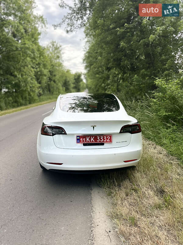 Седан Tesla Model 3 2020 в Львові фото 7 Седан Tesla Model 3 2020 в Львові