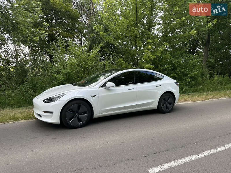 Седан Tesla Model 3 2020 в Львові фото 8 Седан Tesla Model 3 2020 в Львові