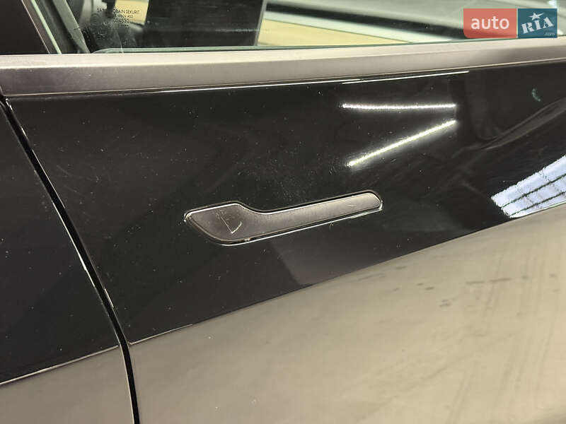 Седан Tesla Model 3 2019 в Владимире