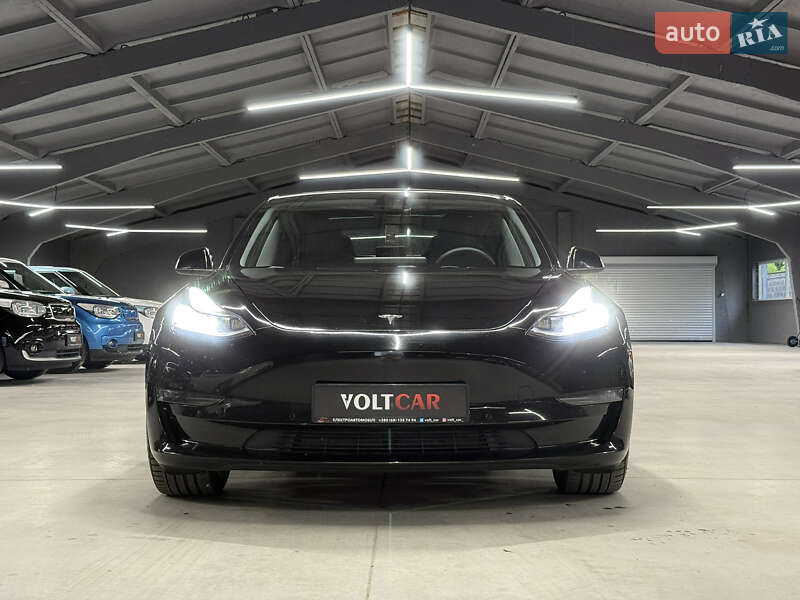 Седан Tesla Model 3 2019 в Владимире