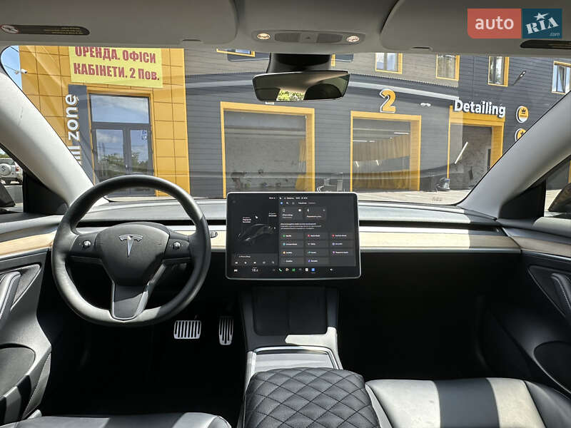 Седан Tesla Model 3 2021 в Харькове