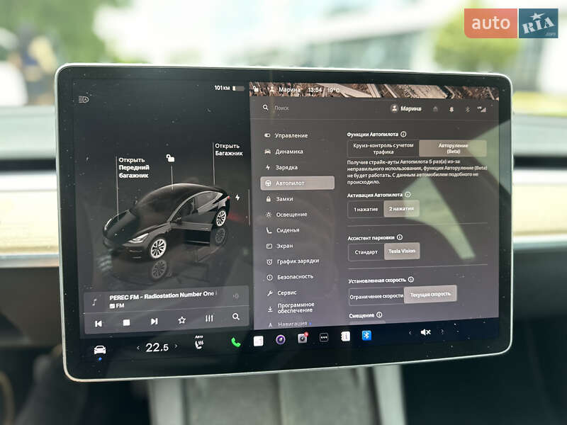 Седан Tesla Model 3 2022 в Києві