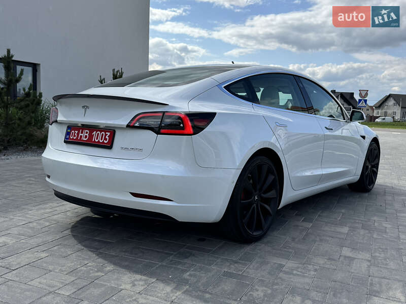 Седан Tesla Model 3 2019 в Луцке фото 8 Седан Tesla Model 3 2019 в Луцке