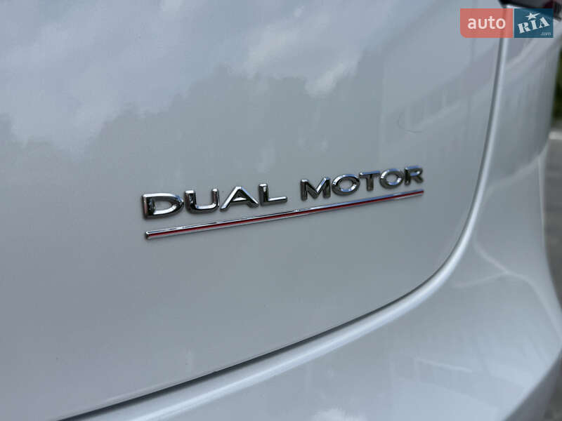 Седан Tesla Model 3 2019 в Луцке фото 22 Седан Tesla Model 3 2019 в Луцке