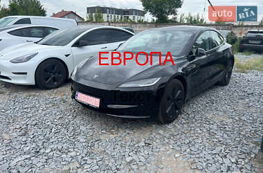 Седан Tesla Model 3 2024 в Рівному