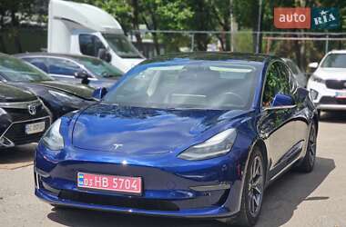 Седан Tesla Model 3 2018 в 