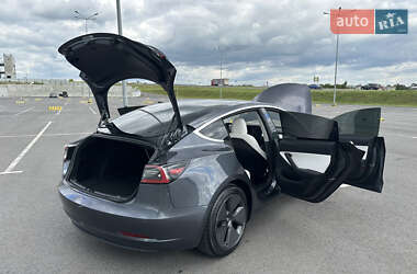 Седан Tesla Model 3 2018 в 