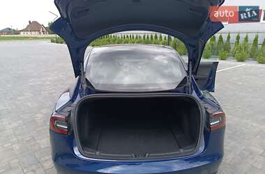Седан Tesla Model 3 2019 в 