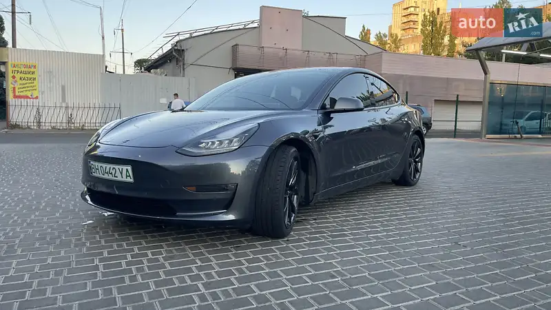 Tesla Model 3 2018