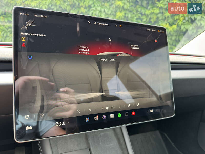 Седан Tesla Model 3 2024 в Стрые