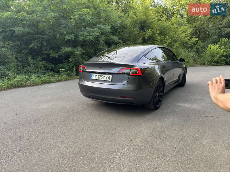 Седан Tesla Model 3 2021 в Харькове