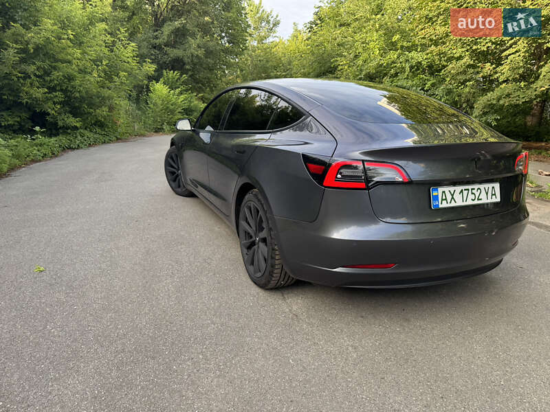 Седан Tesla Model 3 2021 в Харькове