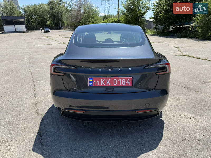 Седан Tesla Model 3 2024 в Запорожье