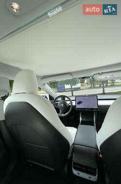 Седан Tesla Model 3 2018 в Днепре