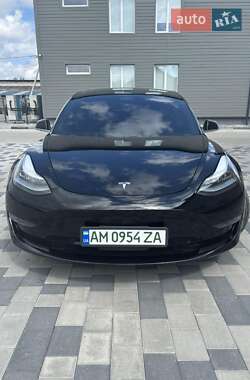 Седан Tesla Model 3 2019 в 