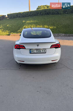 Седан Tesla Model 3 2018 в 