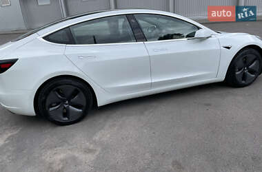 Седан Tesla Model 3 2018 в 