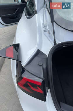 Седан Tesla Model 3 2018 в 