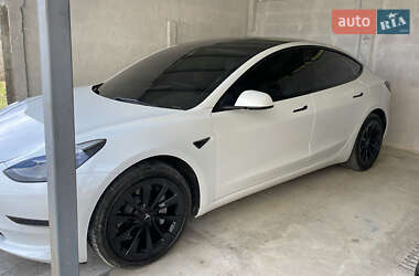 Седан Tesla Model 3 2022 в Харькове