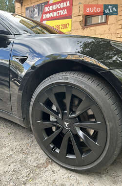 Седан Tesla Model 3 2021 в Дніпрі