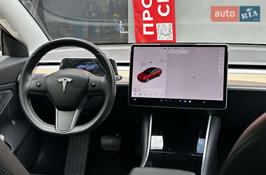 Седан Tesla Model 3 2018 в 