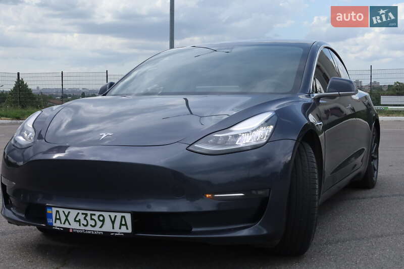 Седан Tesla Model 3 2020 в Харькове