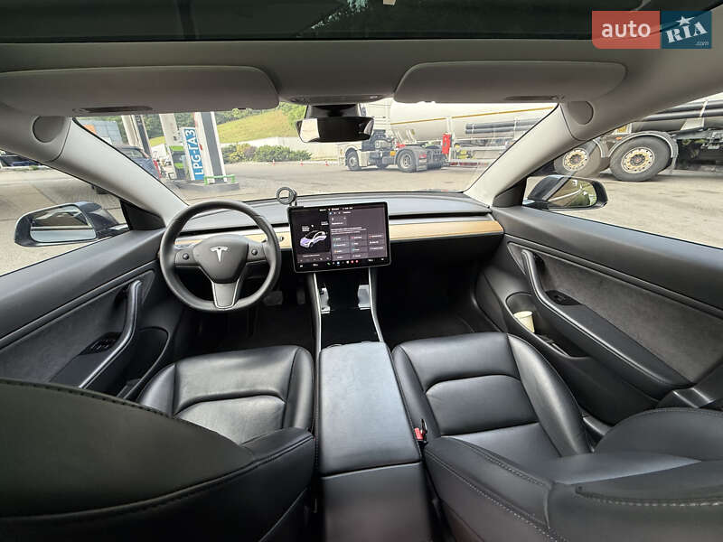 Седан Tesla Model 3 2019 в Полтаве