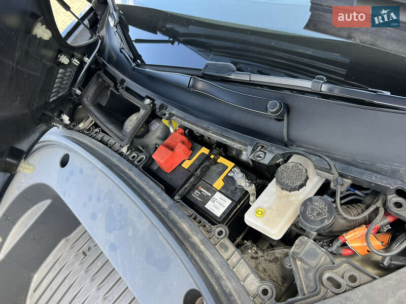 Седан Tesla Model 3 2021 в Одесі