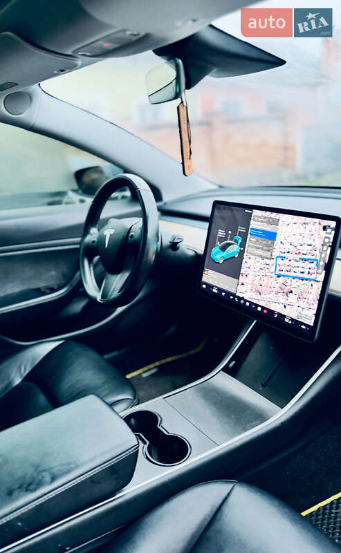 Седан Tesla Model 3 2018 в Александрие