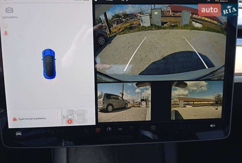 Седан Tesla Model 3 2022 в Львове