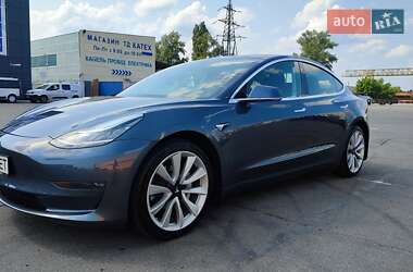 Седан Tesla Model 3 2019 в Киеве