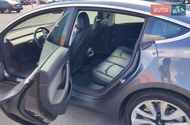Седан Tesla Model 3 2019 в 