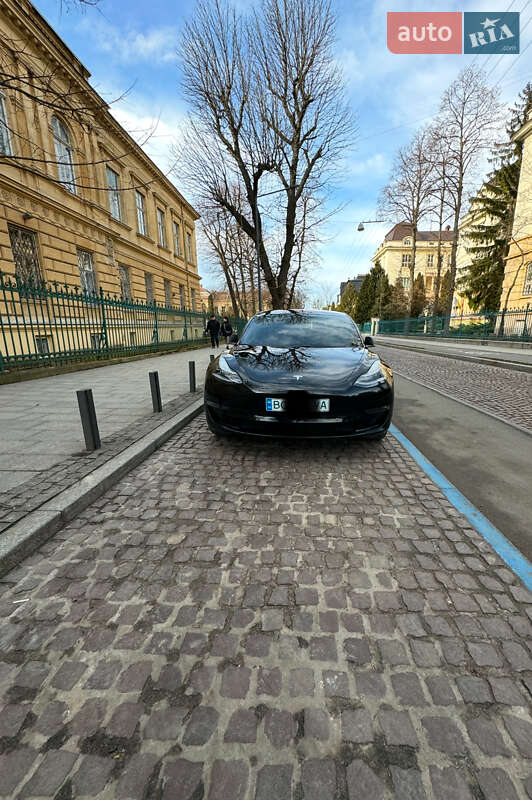 Tesla Model 3 2018