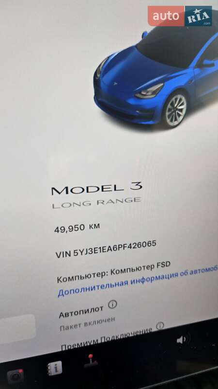 Седан Tesla Model 3 2022 в Львове