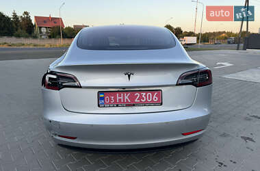 Седан Tesla Model 3 2018 в 