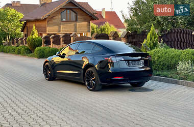 Седан Tesla Model 3 2019 в 