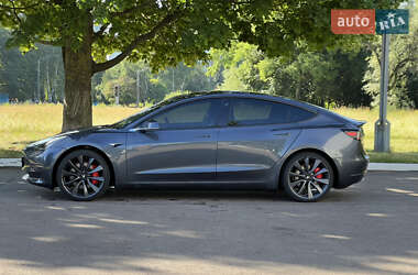 Седан Tesla Model 3 2019 в 