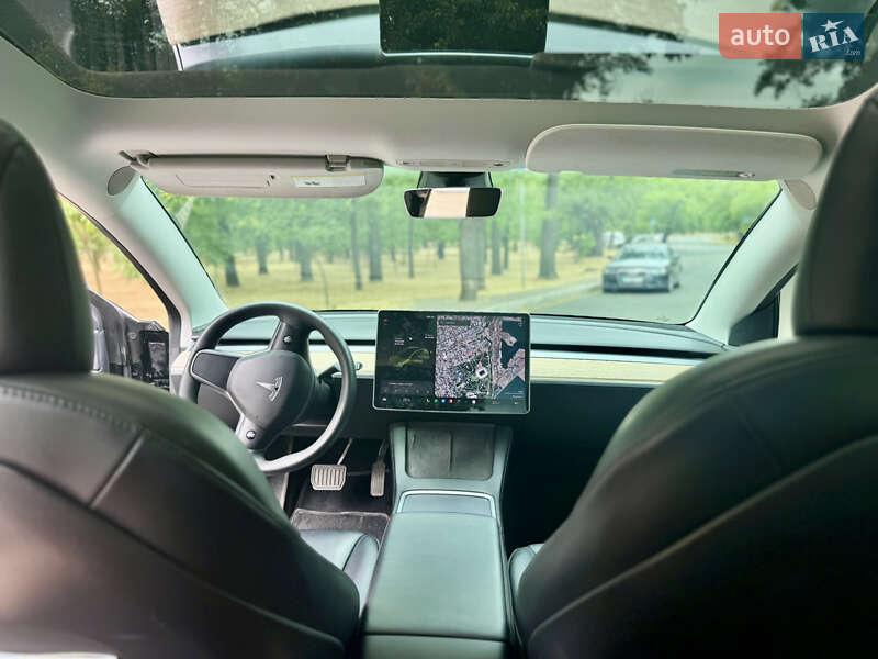 Седан Tesla Model 3 2021 в Одесі