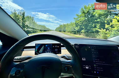 Седан Tesla Model 3 2018 в 