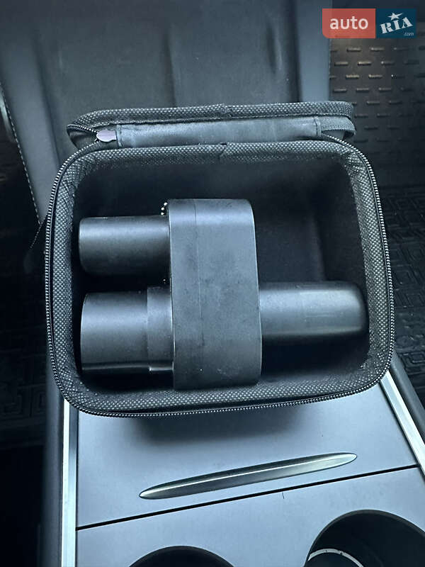 Седан Tesla Model 3 2022 в Харкові